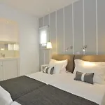 Romantica Naousa (Paros)