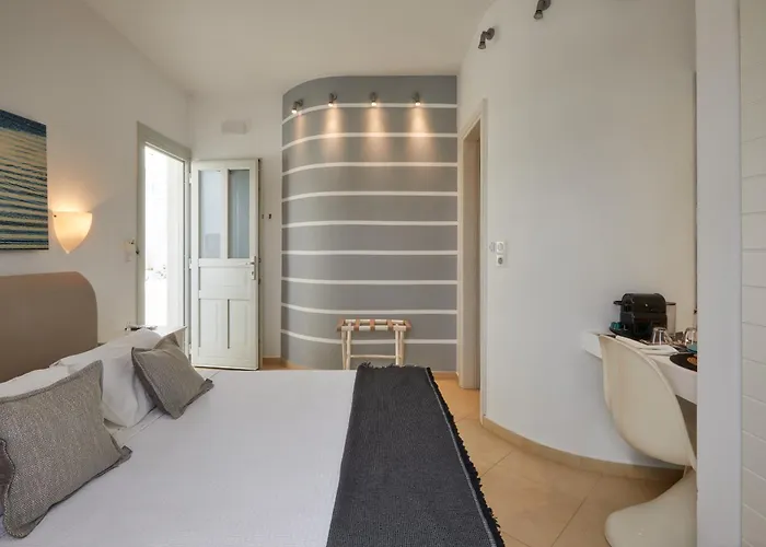 Aparthotel Romantica Naoussa