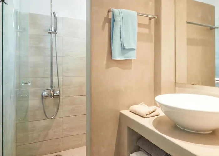 Aparthotel Romantica Naoussa