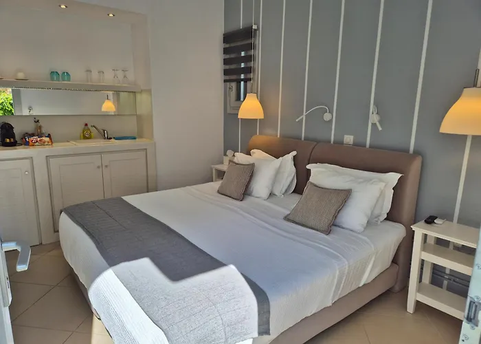 Romantica Νάουσα